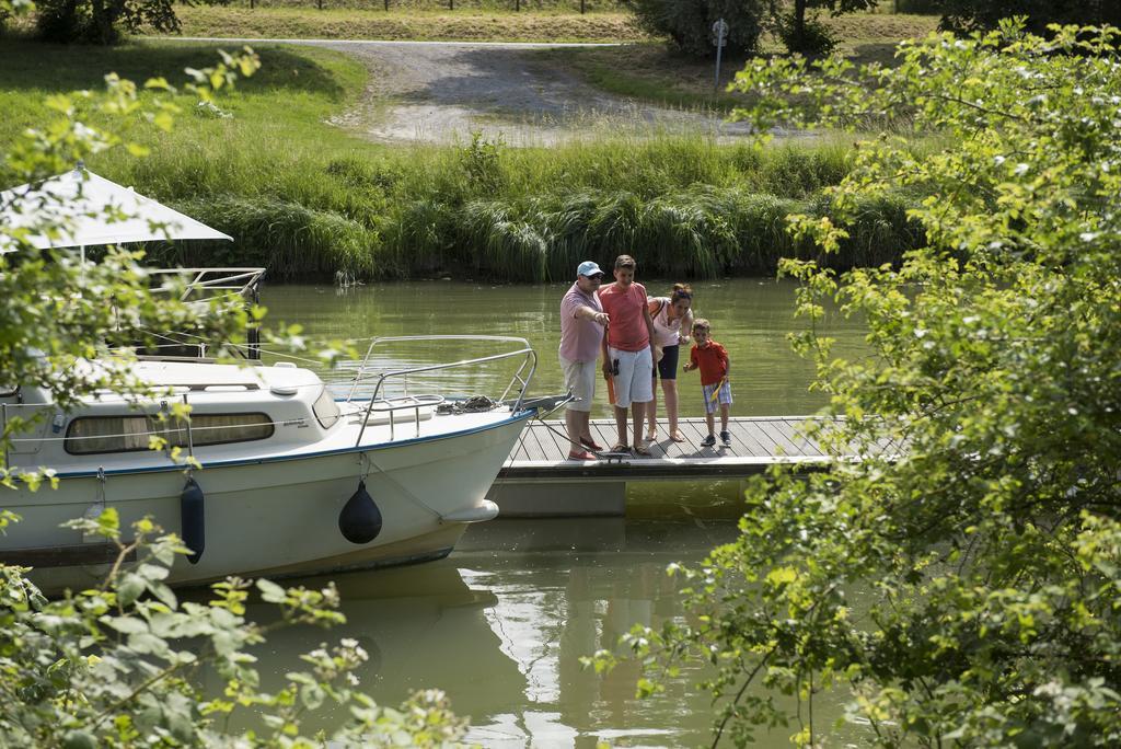 Camping Du Port De Plaisance Péronne Dış mekan fotoğraf
